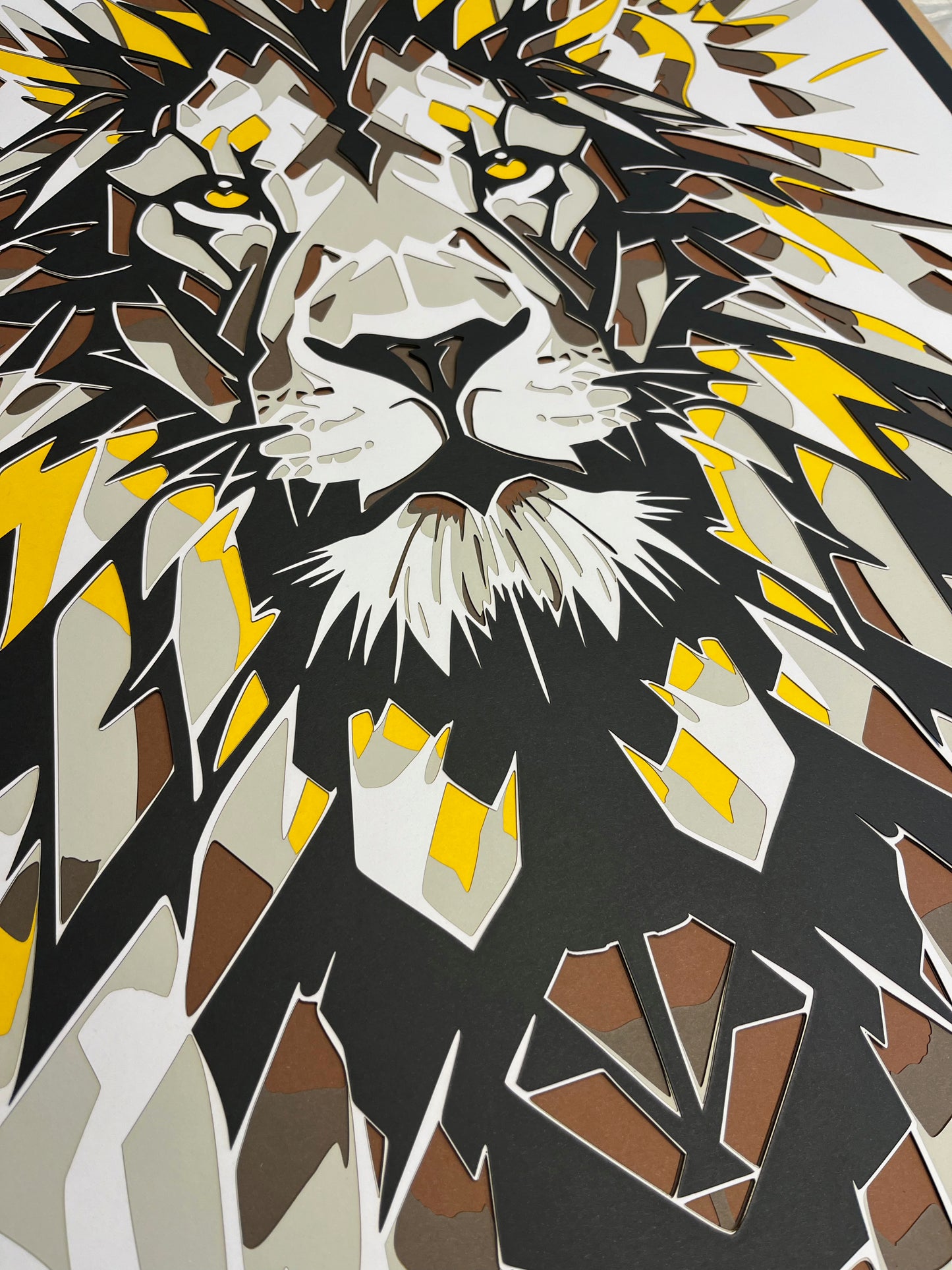 Framed lion head 70x70cm